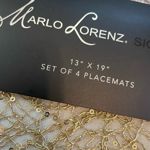 Gold placemats set - Picture 9 of 9